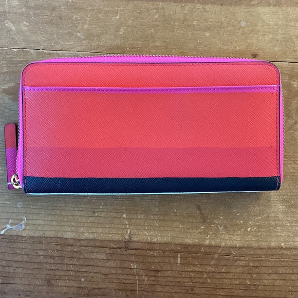 *SOLD on ♏️* Kate Spade Laurel Way Bonita Multicolored Striped Wallet - Picture 5 of 6